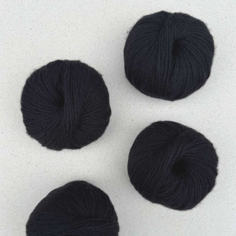 52 schwarz