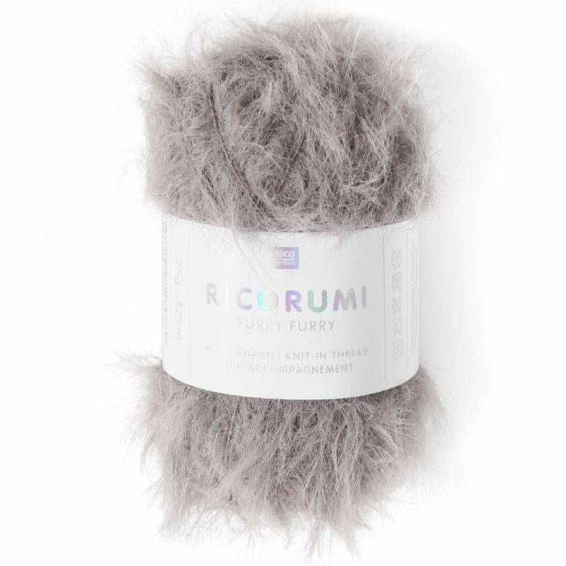 09 Holz (Furry Furry)
