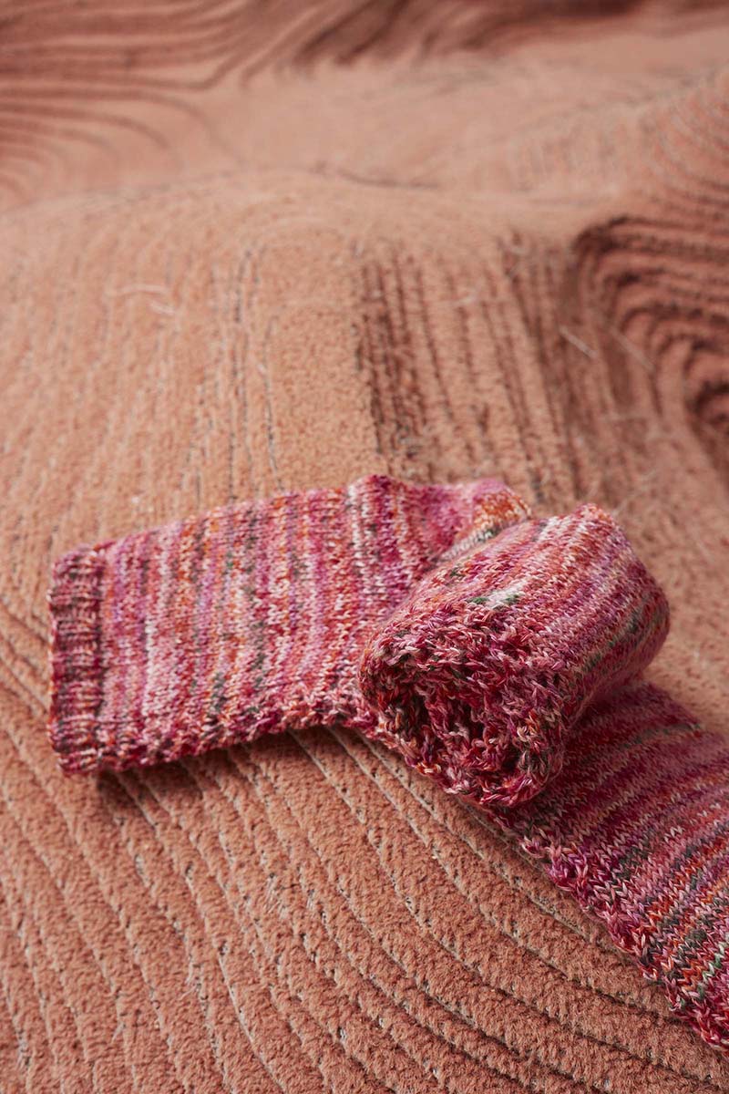 Anleitung Nr. 17287 Sneakers aus Footprints  (Lang Yarns Wooladdicts)
