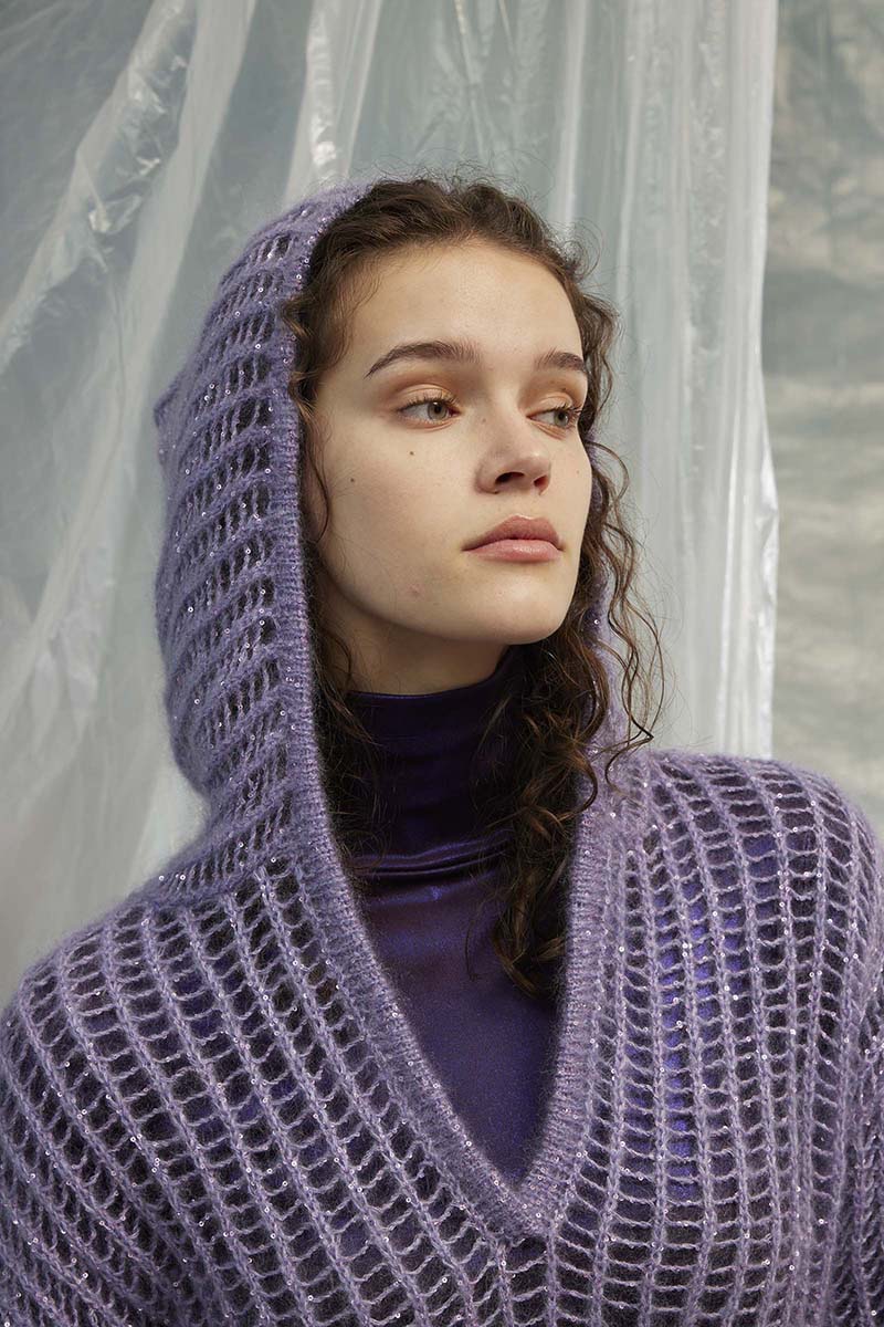 Anleitung Nr. 18847 Kapuzenpullover "Elif" aus Mohair Luxe und Paillettes (Lang Yarns)