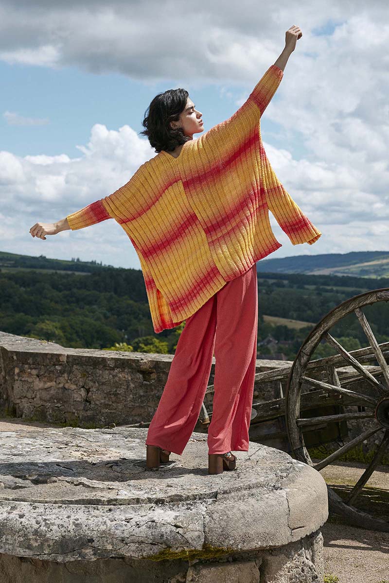Anleitung Nr. 18335 Jacke "Grand Entrance" aus Glow (Lang Yarns)