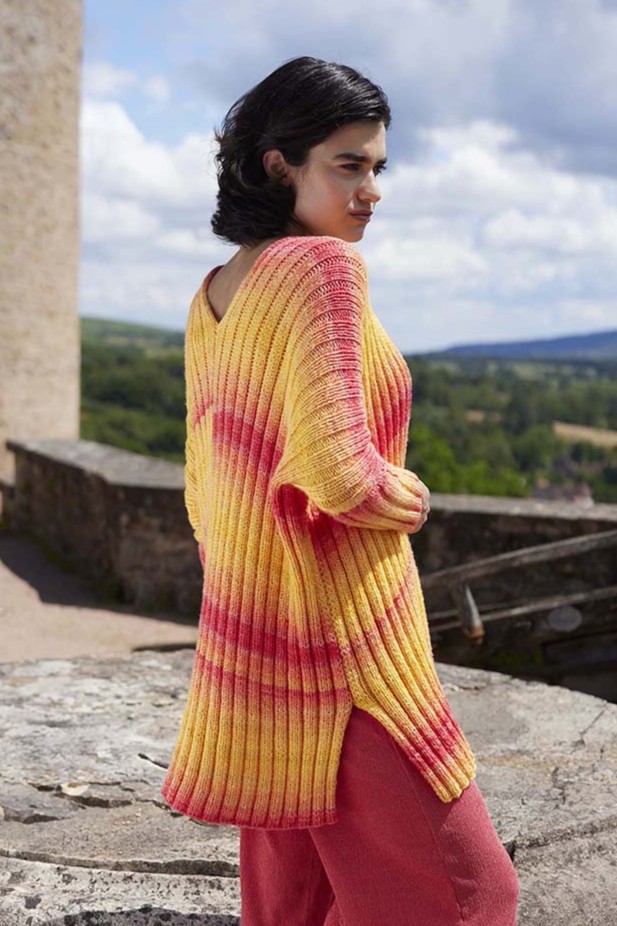 Anleitung Nr. 18335 Jacke "Grand Entrance" aus Glow (Lang Yarns)