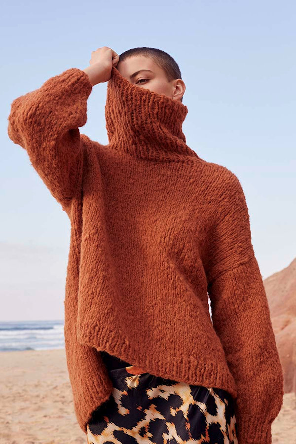 Anleitung Nr. 15757 Capepullover aus TRUST (Lang Yarns)