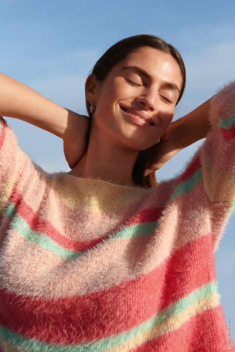 Anleitung Nr. 17334 Oversized Pullover aus Per Fortuna