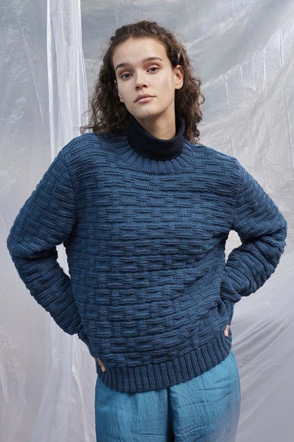 Anleitung Nr. 18859 Pullover "Ashley" aus Merino 120 (Lang Yarns)