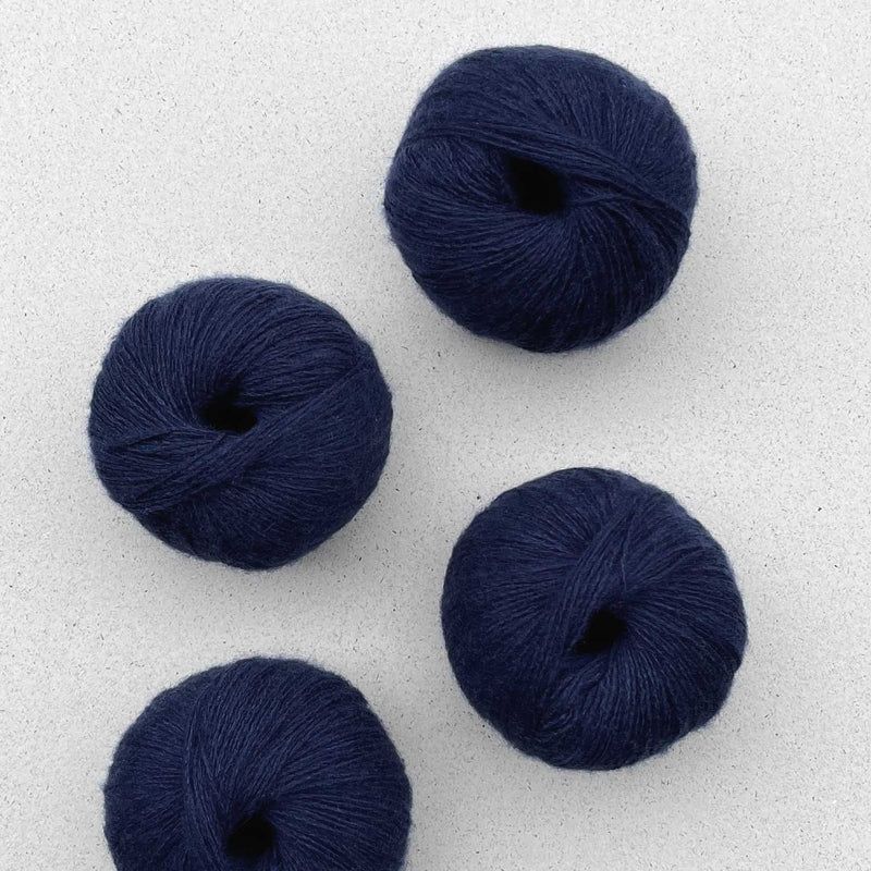 32 navy